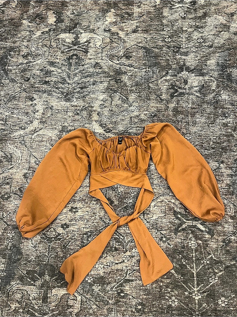 Ruched Tie-Front Crop Top in Orange Like New
